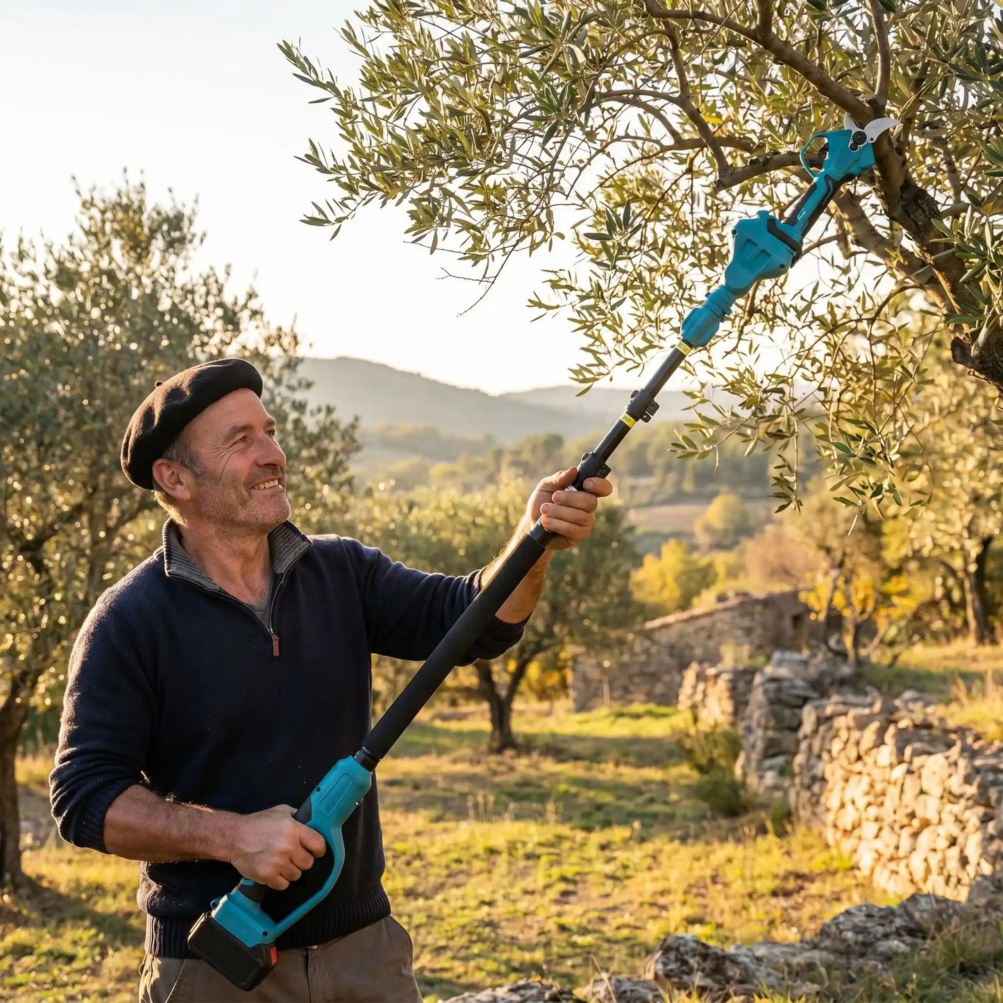 coupe branche electrique utilise par homme avec beret