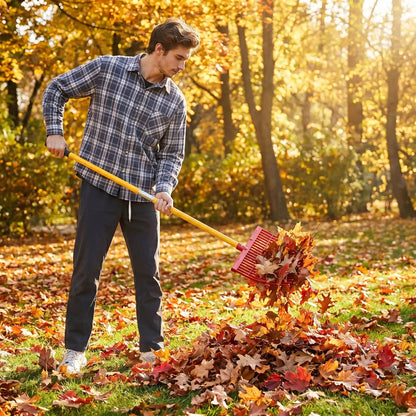 fourche bêche en plastique avec feuilles automne