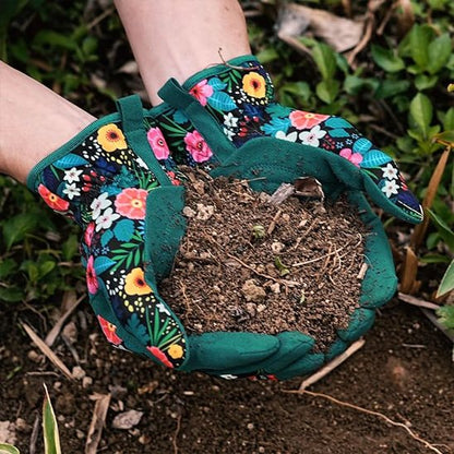 personne qui jardine avec gant anti coupure transportant de la terre