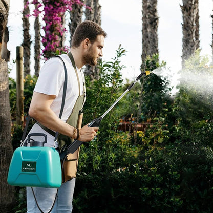 pulverisateur a batterie utilisé par homme  debout
